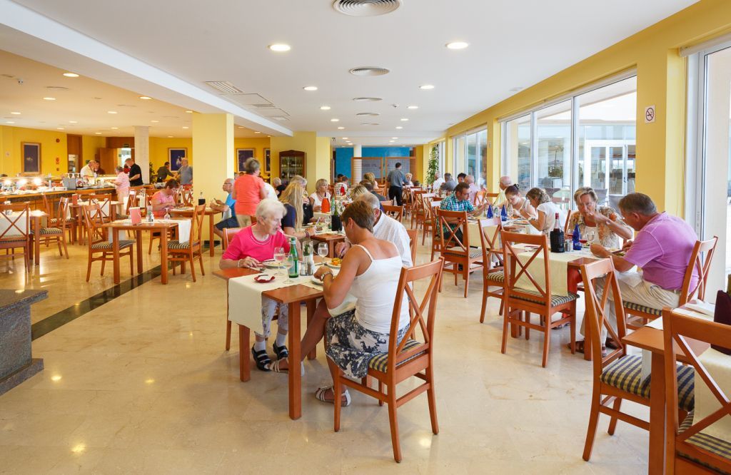 Aparthotel Dunes Platja Can Picafort  Zewnętrze zdjęcie